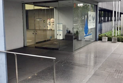 二相ステンレス鋼すべらんなーの用途例:屋外